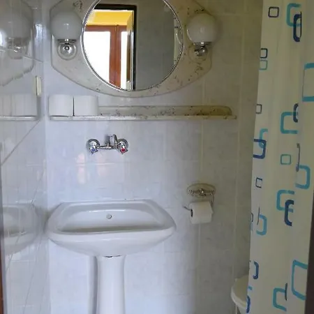 לינה וארוחת בוקר Piecuch 3*
